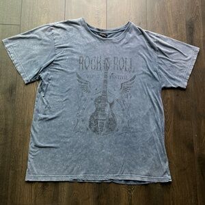 Zutter Rock 'n' Roll Graphic T-Shirt